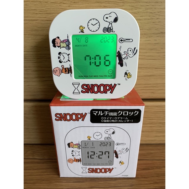 SNOOPY(スヌーピー)のスヌーピー　マルチ機能クロック◆2個セット◆タイマー・温度・アラーム・時計 インテリア/住まい/日用品のインテリア小物(置時計)の商品写真