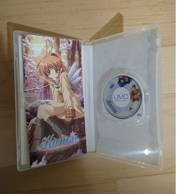 PlayStation Portable(プレイステーションポータブル)のPSP Kanon カノン Key 名作 中古 良品 泣きゲー エンタメ/ホビーのゲームソフト/ゲーム機本体(携帯用ゲームソフト)の商品写真