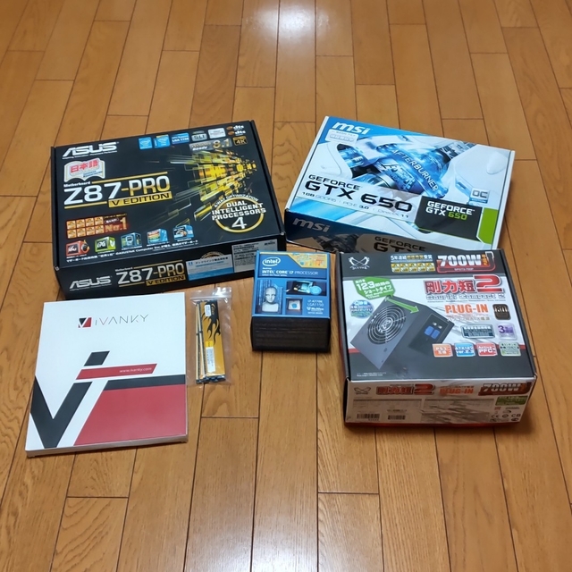 スマホ/家電/カメラインテル i7-4770K　他PCパーツ一式