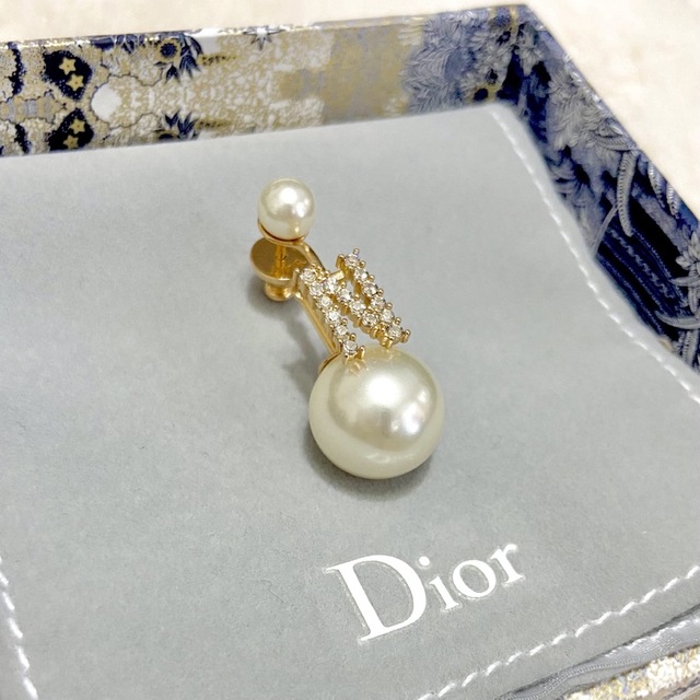 新品未使用【Dior】MY ABCDIOR トライバル ピアス