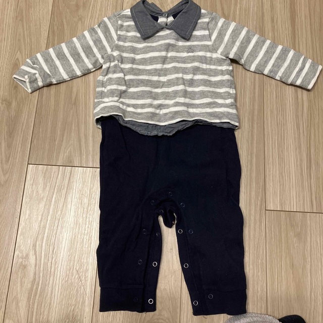 babyGAP(ベビーギャップ)のBaby GAP 9-12ヶ月 キッズ/ベビー/マタニティのベビー服(~85cm)(ロンパース)の商品写真