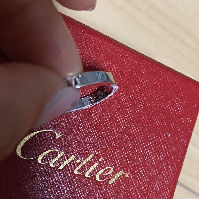 Cartier(カルティエ)のカルティエタンクリングダイヤモンドホワイトゴールド47 レディースのアクセサリー(リング(指輪))の商品写真