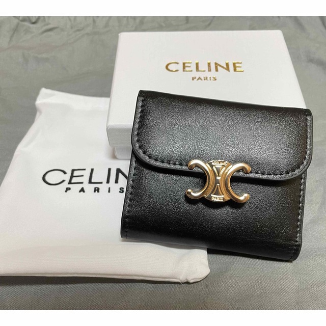 CELINE セリーヌ、三つ折り財布 即購OK