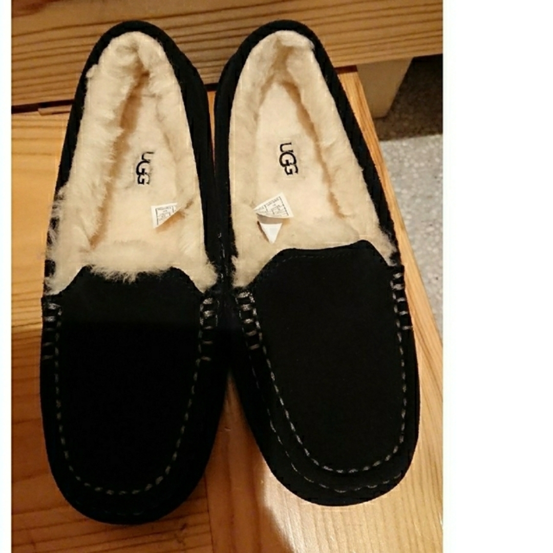 UGG(アグ)の【UGG】ANSLEY   6(23cm) ブラック レディースの靴/シューズ(スリッポン/モカシン)の商品写真