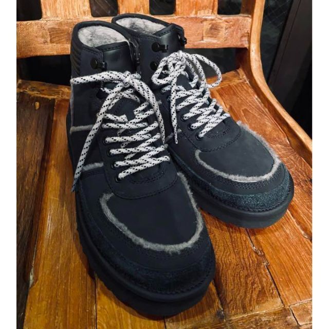 WHITE MOUNTAINEERING(ホワイトマウンテニアリング)の完売。。✨未使用✨27.5⇒27✨WM x UGG HIGHLAND SPORT メンズの靴/シューズ(ブーツ)の商品写真