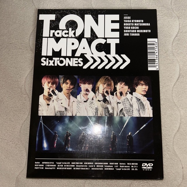 SixTONES(ストーンズ)のSixTONES/TrackONE-IMPACT-〈初回盤・2枚組〉 エンタメ/ホビーのDVD/ブルーレイ(アイドル)の商品写真