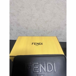 フェンディ(FENDI)のFENDI ジッピーウォレット　未使用　保証書あり(長財布)