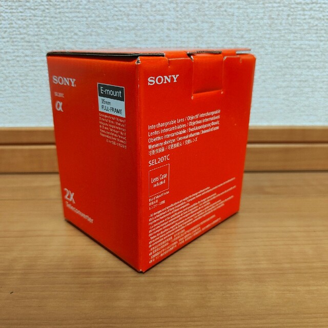 SONY(ソニー)の新品未開封品 SONY 2×テレコンバーター SEL20TC スマホ/家電/カメラのカメラ(レンズ(単焦点))の商品写真