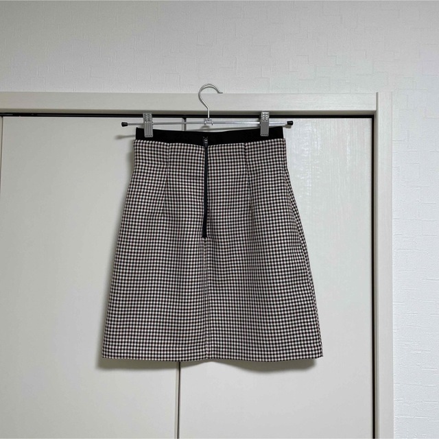 ZARA(ザラ)のZARA ハイウエストパネルミニスカート　新品 レディースのスカート(ミニスカート)の商品写真