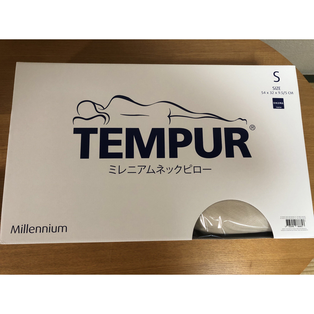 TEMPUR(テンピュール)のテンピュール　ミレニアムネックピロー インテリア/住まい/日用品の寝具(枕)の商品写真
