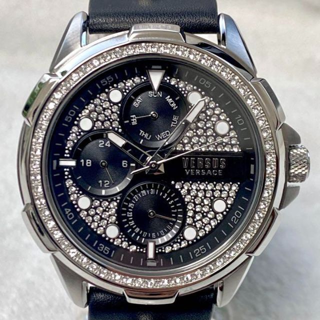 超人気新品 超ゴージャス Versace ヴェルサス ヴェルサーチ メンズ
