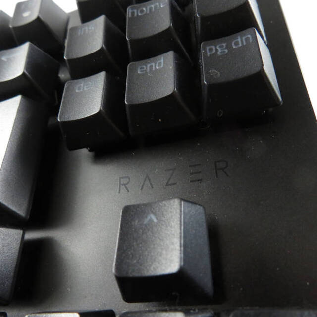 Razer ゲーミングキーボード Huntsman 赤軸