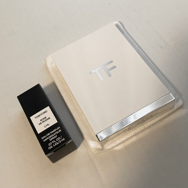 TOM FORD BEAUTY(トムフォードビューティ)のTOM FORD 限定　ソレイユアイカラークォード　アプレスキー コスメ/美容のベースメイク/化粧品(アイシャドウ)の商品写真