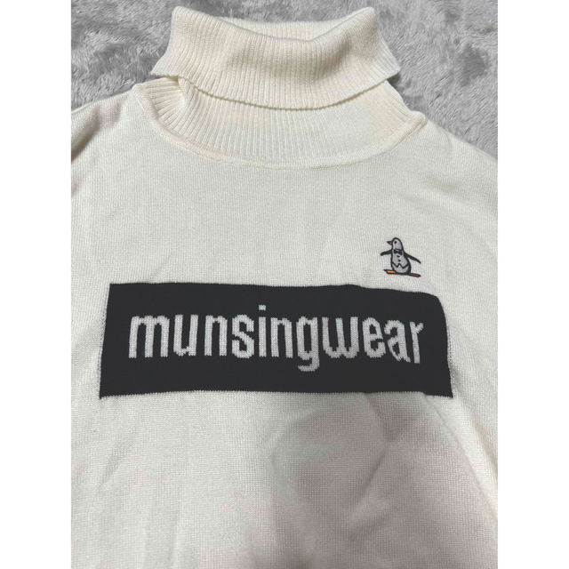 Munsingwear(マンシングウェア)のマンシング　マンシングウェア　ゴルフ　ニット　レディース スポーツ/アウトドアのゴルフ(ウエア)の商品写真