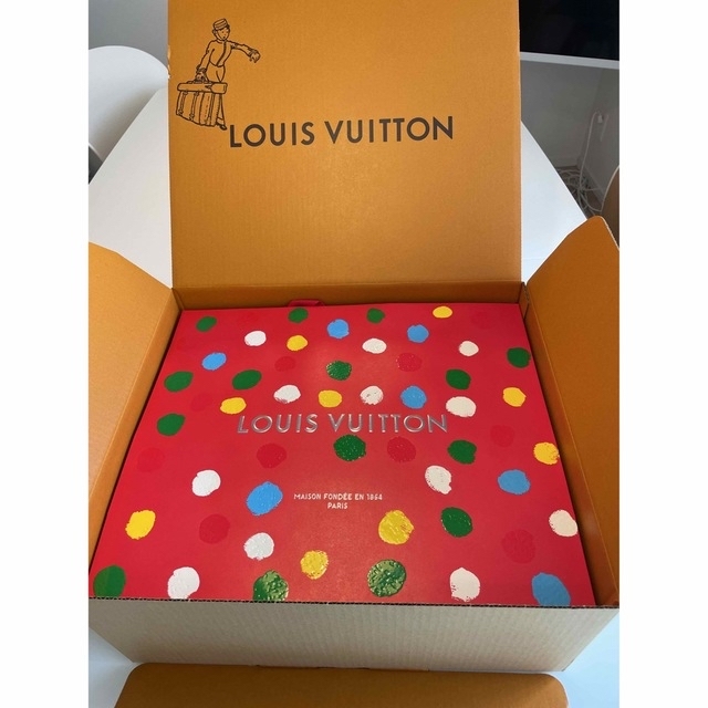 LOUIS VUITTON(ルイヴィトン)のSOLDOUT ルイヴィト草間彌生コラボ　ミュルティ・ポシェット・アクセソワール レディースのバッグ(ショルダーバッグ)の商品写真