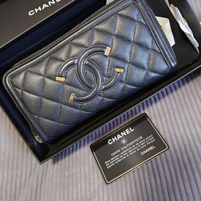 CHANEL(シャネル)のシャネル　CCフィリグリー　長財布　CHANEL　財布 レディースのファッション小物(財布)の商品写真