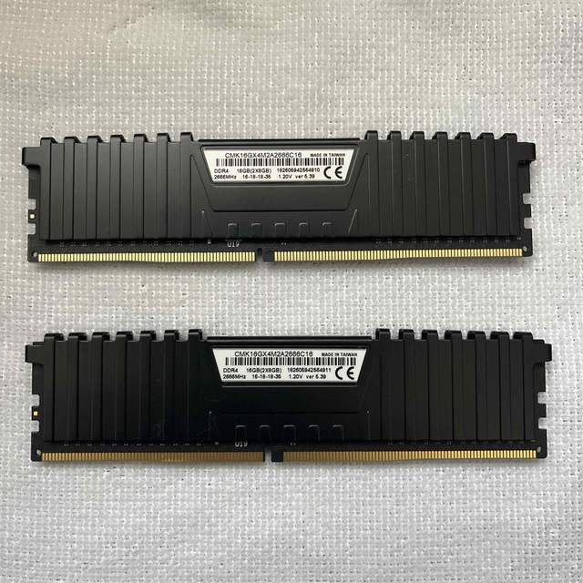 Corsair 16GB(8GB×2) DDR4 2666Mhz メモリ 1