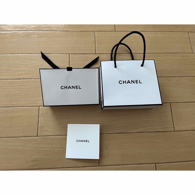 CHANEL(シャネル)の【最終値下】CHANEL ショッパー レディースのバッグ(ショップ袋)の商品写真