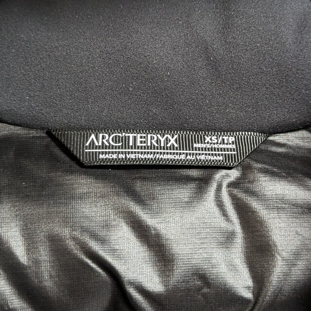 ARC'TERYX(アークテリクス)のアークテリクス カモーソンパーカ ダウンジャケット ゴアテックス XS メンズのジャケット/アウター(ダウンジャケット)の商品写真