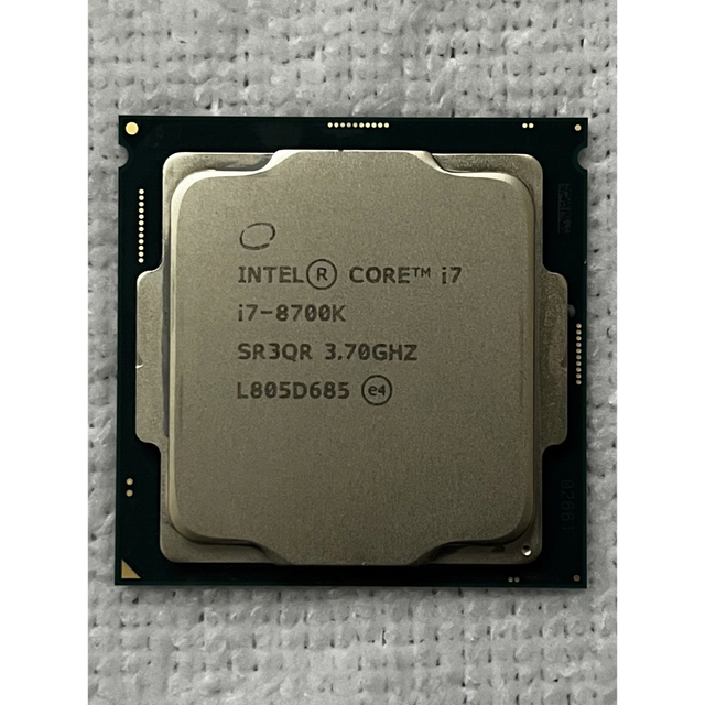 CPU Intel 8世代　Core i7-8700K 3.70GHz