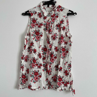 エイチアンドエム(H&M)のシャツ　花柄(シャツ/ブラウス(半袖/袖なし))