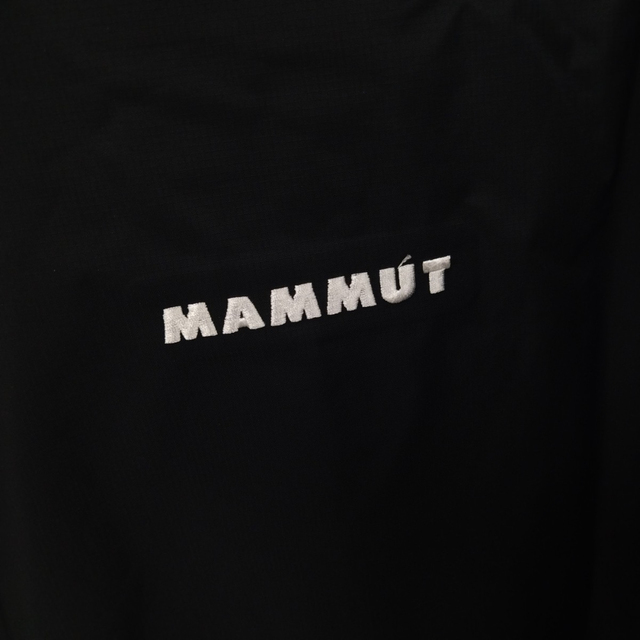 Mammut(マムート)のMAMMUT マムート Crater Light HS Hooded ロゴ刺繍ナイロンマウンテンパーカー 1010-29550 ブラック メンズのジャケット/アウター(マウンテンパーカー)の商品写真