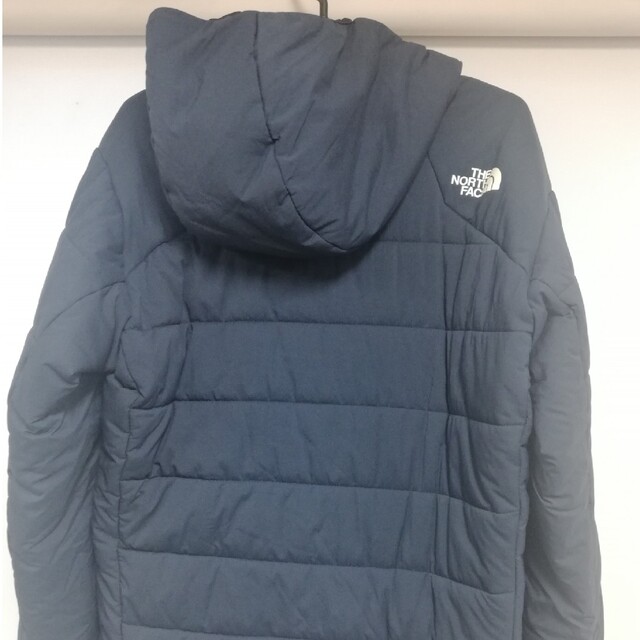 THE NORTH FACE(ザノースフェイス)のザノースフェイス リバーシブル 中綿 ジャケット NY81877 　Mサイズ メンズのジャケット/アウター(その他)の商品写真