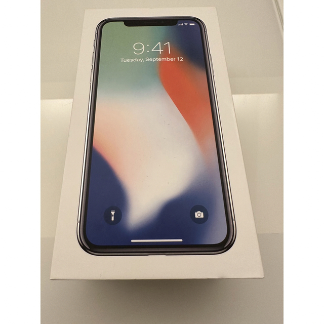 iPhone(アイフォーン)のiPhone XR  ホワイト 256GB SIMフリー スマホ/家電/カメラのスマートフォン/携帯電話(スマートフォン本体)の商品写真