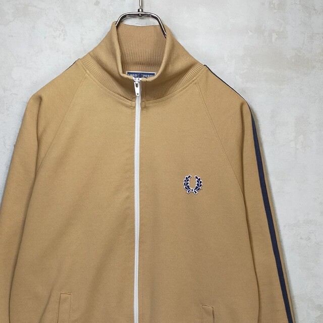 人気カラー】ベージュ系 フレッドペリー M トラックジャケット 黒 白