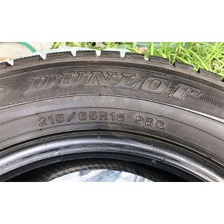 ダンロップ(DUNLOP)の冬タイヤ2019年製 215/65R16 98Qダンロップ 4本 500K位使用(タイヤ)