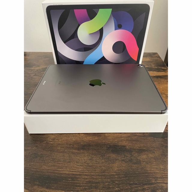 iPad - 【美品】即購入◎iPad Air4 SIMロック解除済 キーボード付きの iPad - 【美品】即購入◎iPad Air4 SIMロック解除済 キーボード付きの