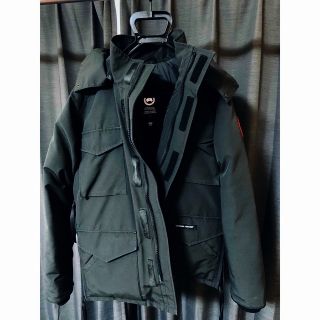 カナダグース(CANADA GOOSE)の訳あり値引き　CANADA GOOSE | 4071M CONSTABLE (ダウンジャケット)