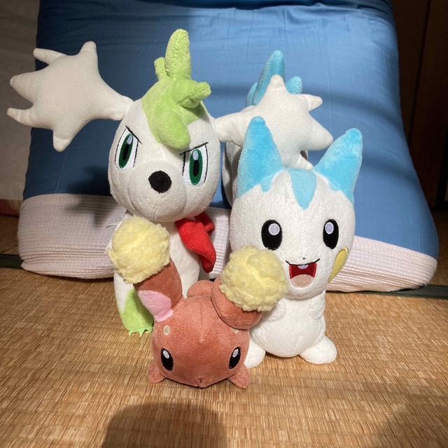 ポケモン ぬいぐるみまとめ売り シェイミ パチリス ミミロルの通販 by