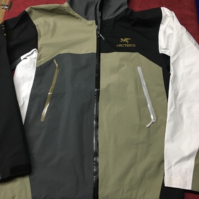 ARC’TERYX【美品】Beta SL Jacket  　　　　　Ｌサイズ