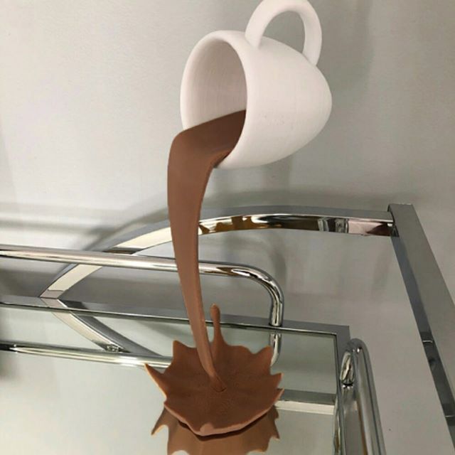置物 カップから溢れるコーヒー アンティーク デザイン オブジェAiO