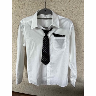 男の子　Yシャツ　ネクタイ　ポケットチーフ付(ドレス/フォーマル)