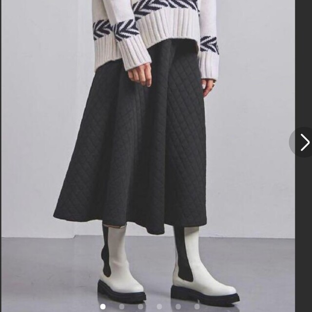 UNITED ARROWS(ユナイテッドアローズ)の✨美品✨ユナイテッドアローズ✨キルティングスカート レディースのスカート(ひざ丈スカート)の商品写真