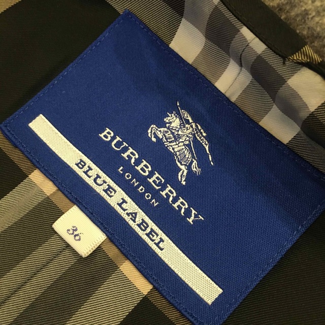 BURBERRY BLUE LABEL(バーバリーブルーレーベル)のBurberry ブルーレーベル コート サイズ36 グレー系 レディースのジャケット/アウター(ピーコート)の商品写真