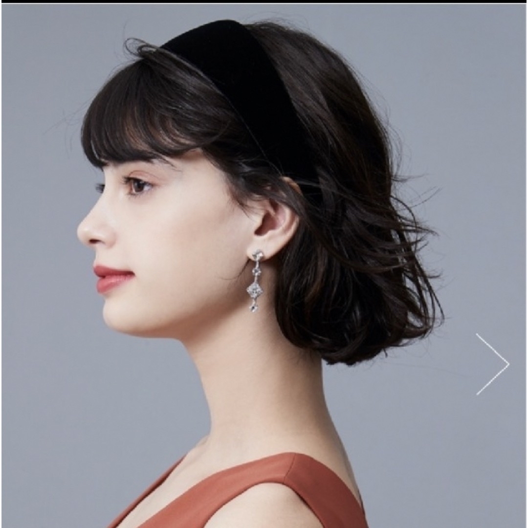 FOXEY(フォクシー)のフォクシー，新品手鏡、くし、巾着セット レディースのヘアアクセサリー(カチューシャ)の商品写真