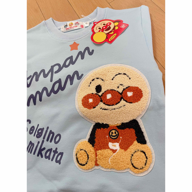 可愛い水色アンパンマン　トレーナー キッズ/ベビー/マタニティのキッズ服男の子用(90cm~)(Tシャツ/カットソー)の商品写真