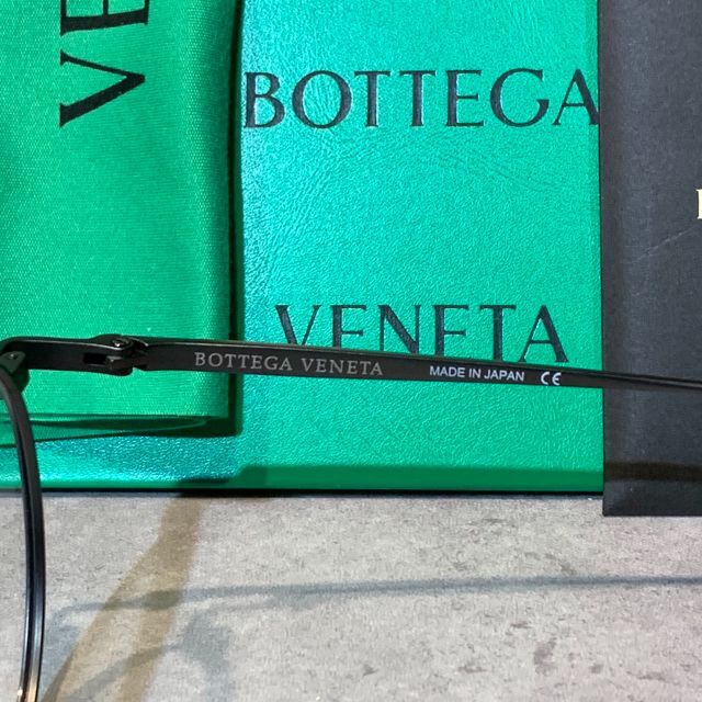 Bottega Veneta(ボッテガヴェネタ)の新品 ボッテガ BV0249O BV 0249 O 002 メガネ サングラス メンズのファッション小物(サングラス/メガネ)の商品写真