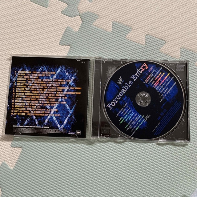 WWF・フォースアブル・エントリー エンタメ/ホビーのCD(その他)の商品写真