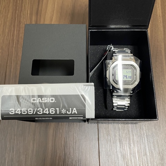 【新品】G-SHOCK GMW-B5000D-1JF フルメタル シルバー