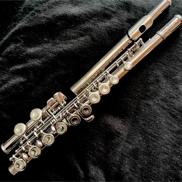 ヤマハ(ヤマハ)のフルートヤマハYFL23中古美品新春セール 楽器の管楽器(フルート)の商品写真