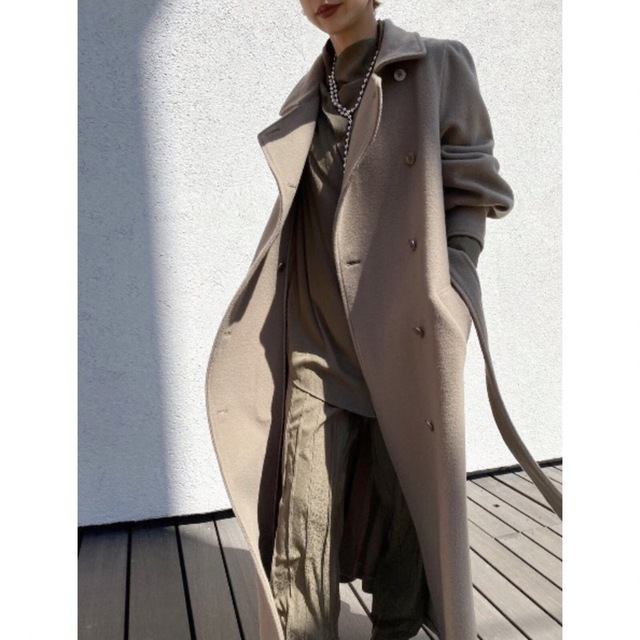 Ameri VINTAGE(アメリヴィンテージ)の新品【Ameri VINTAGE 】 POOFY FLARE LONG COAT レディースのジャケット/アウター(ロングコート)の商品写真