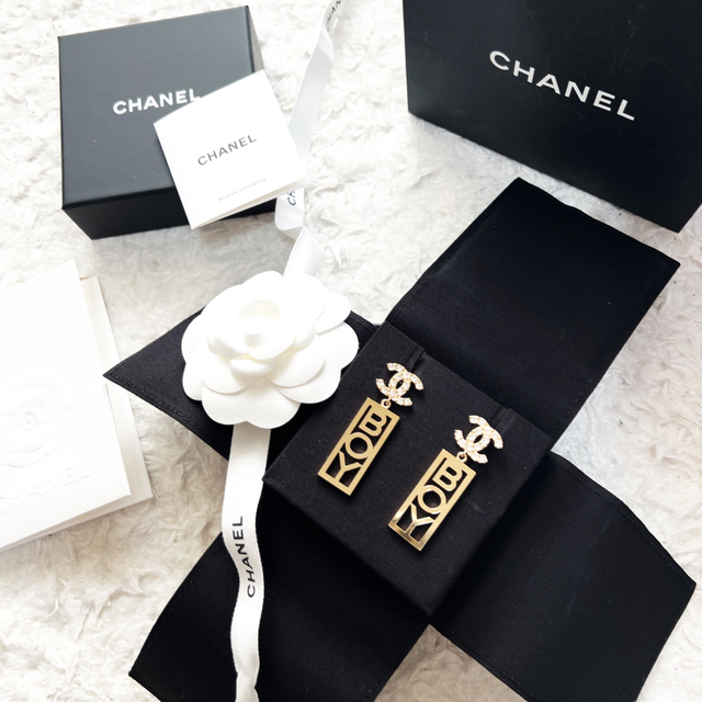 未使用 2022 CHANEL シャネル ピアス ボーイシャネル ビジュー | フリマアプリ ラクマ