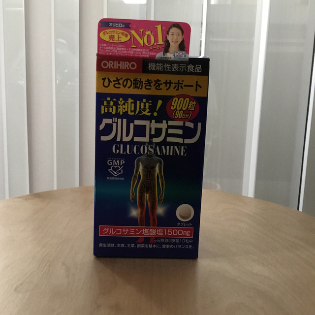 ORIHIRO(オリヒロ)の【即納】高純度！グルコサミン　オリヒロ　90日分900粒 食品/飲料/酒の健康食品(その他)の商品写真