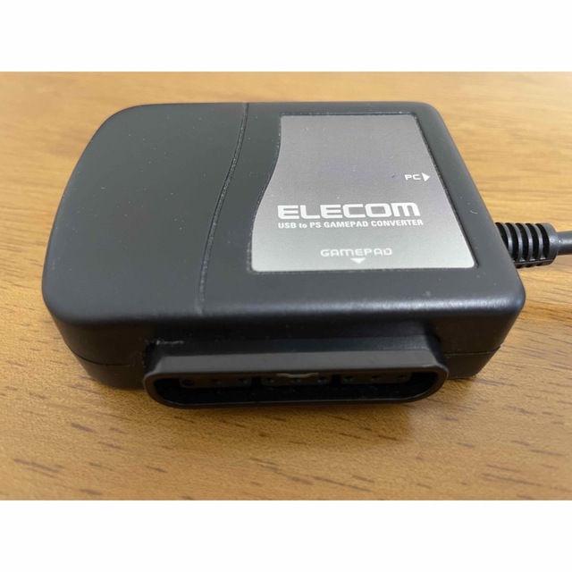 ELECOM(エレコム)のELECOM PS2コントローラーコンバータ　JP-PS101UBK スマホ/家電/カメラのPC/タブレット(PC周辺機器)の商品写真