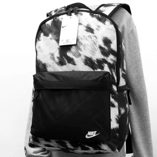 ナイキ(NIKE)の【新品】NIKE HERITAGE BACKPACK 🎒 (バッグパック/リュック)