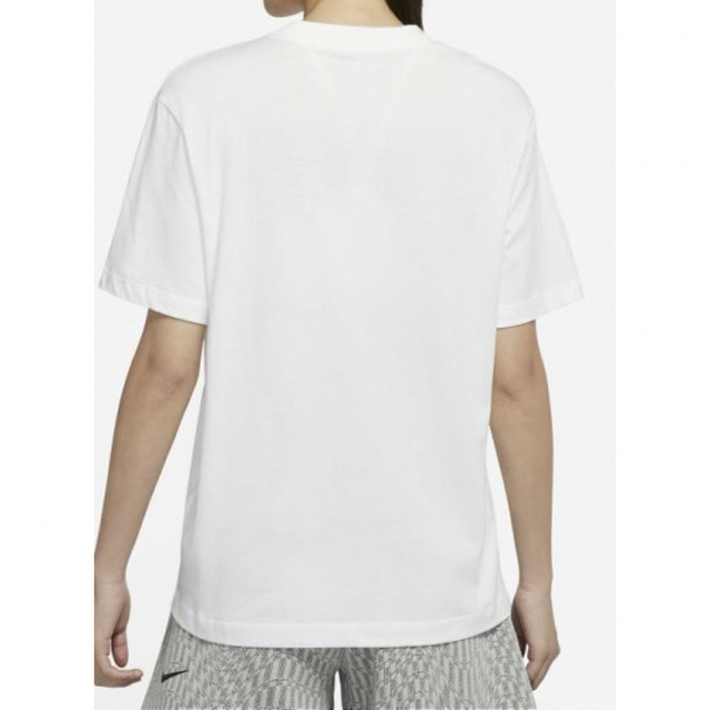 NIKE(ナイキ)のナイキ ウィメンズ Dri-FIT ボクシー NIKE ONE Tシャツ L レディースのトップス(Tシャツ(半袖/袖なし))の商品写真